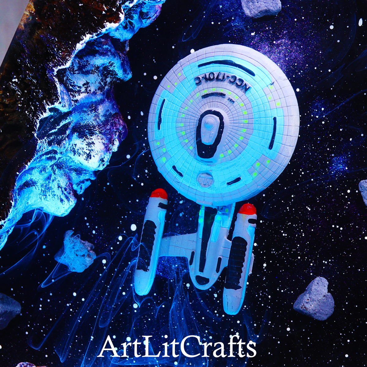 Starship 1701-C Resin Lamp