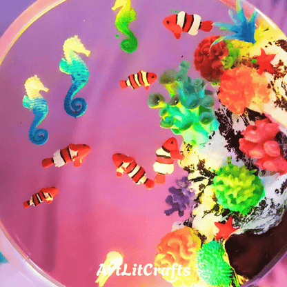 Ocean Seahorse Resin Lamp – Handmade Night Light