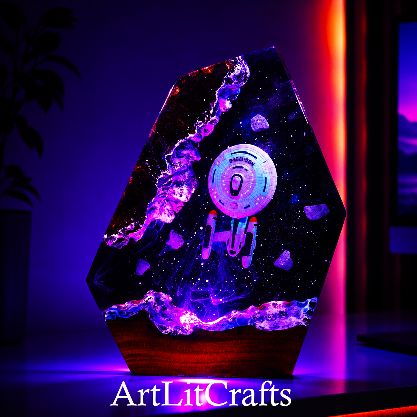 Starship 1701-C Resin Lamp