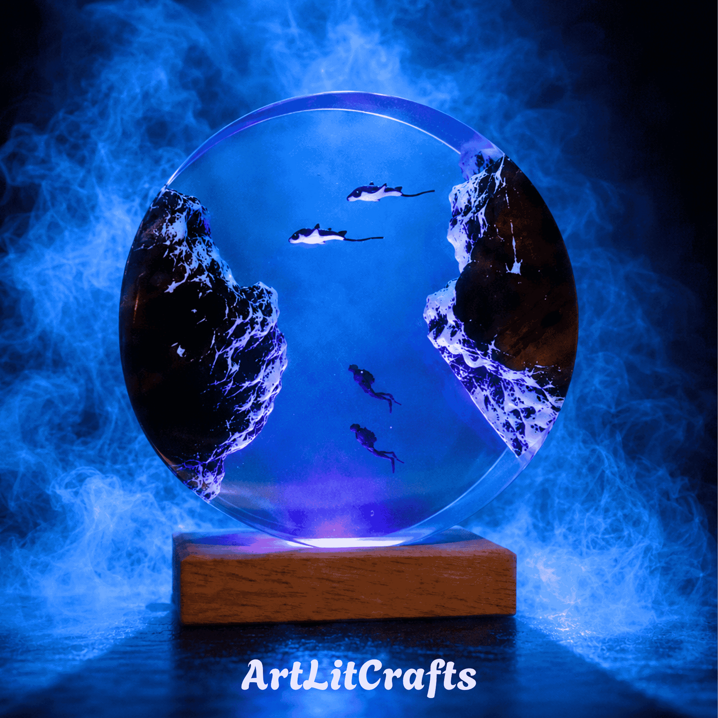 manta ray epoxy resin lamp front display view