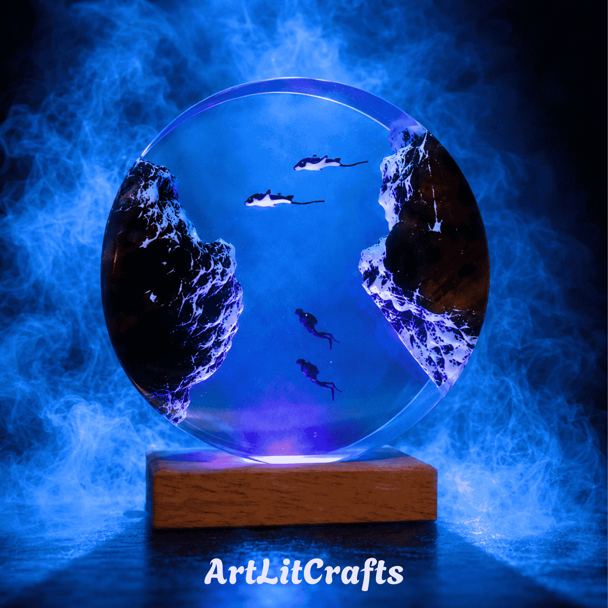 manta ray epoxy resin lamp front display view